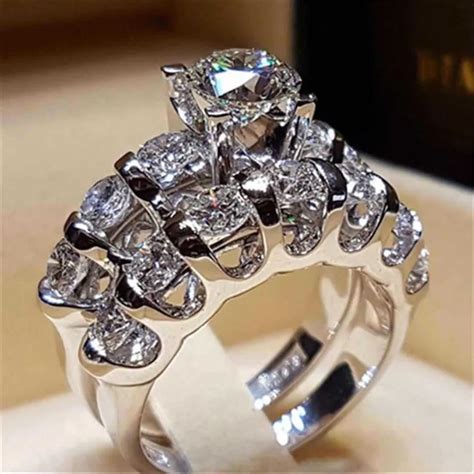 Crystal Ring for Women .